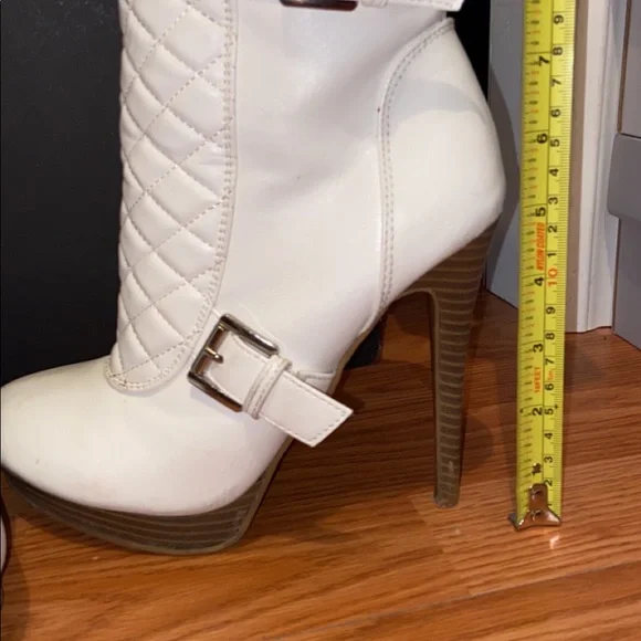 🤍🤍BOOTS🤍🤍 - Picture 4 of 13